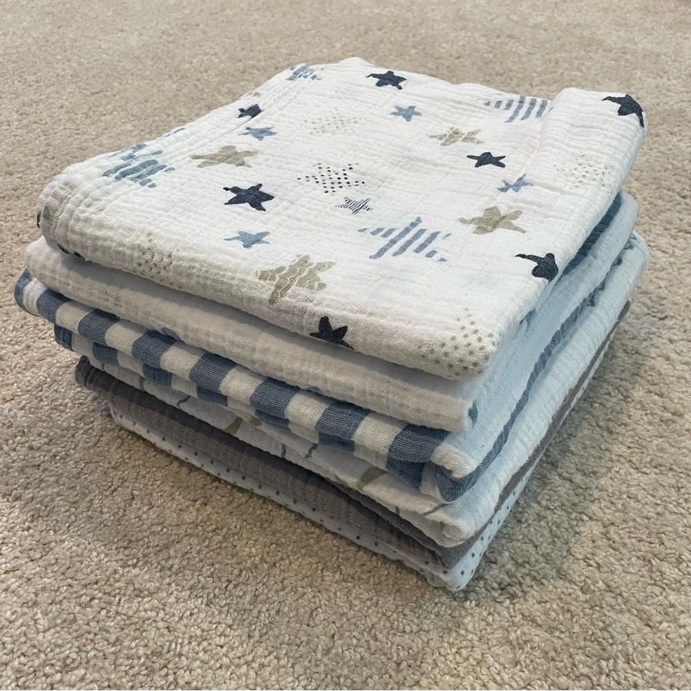 Assorted Muslin Swaddles (6)